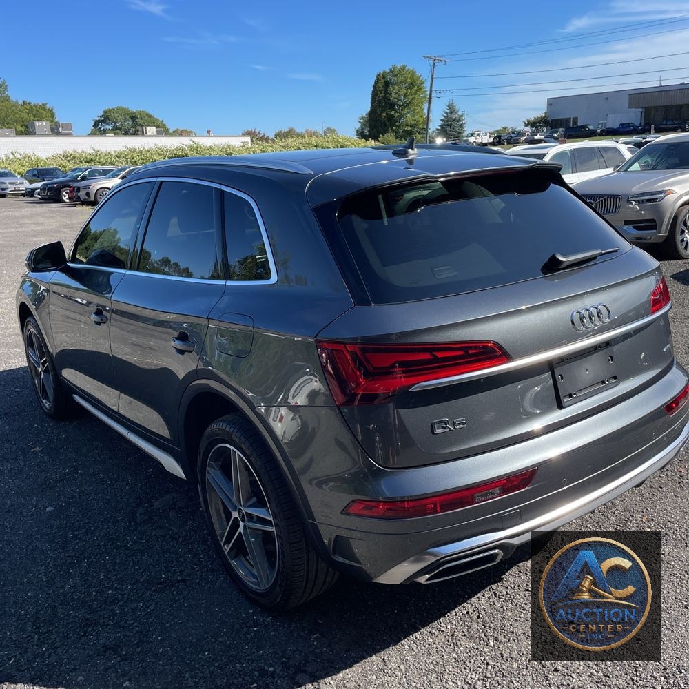 2025 Audi Q5 S-Line Prem+ 55 PHEV