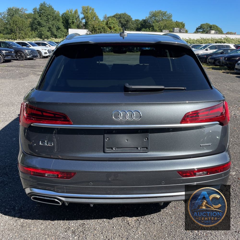 2025 Audi Q5 S-Line Prem+ 55 PHEV