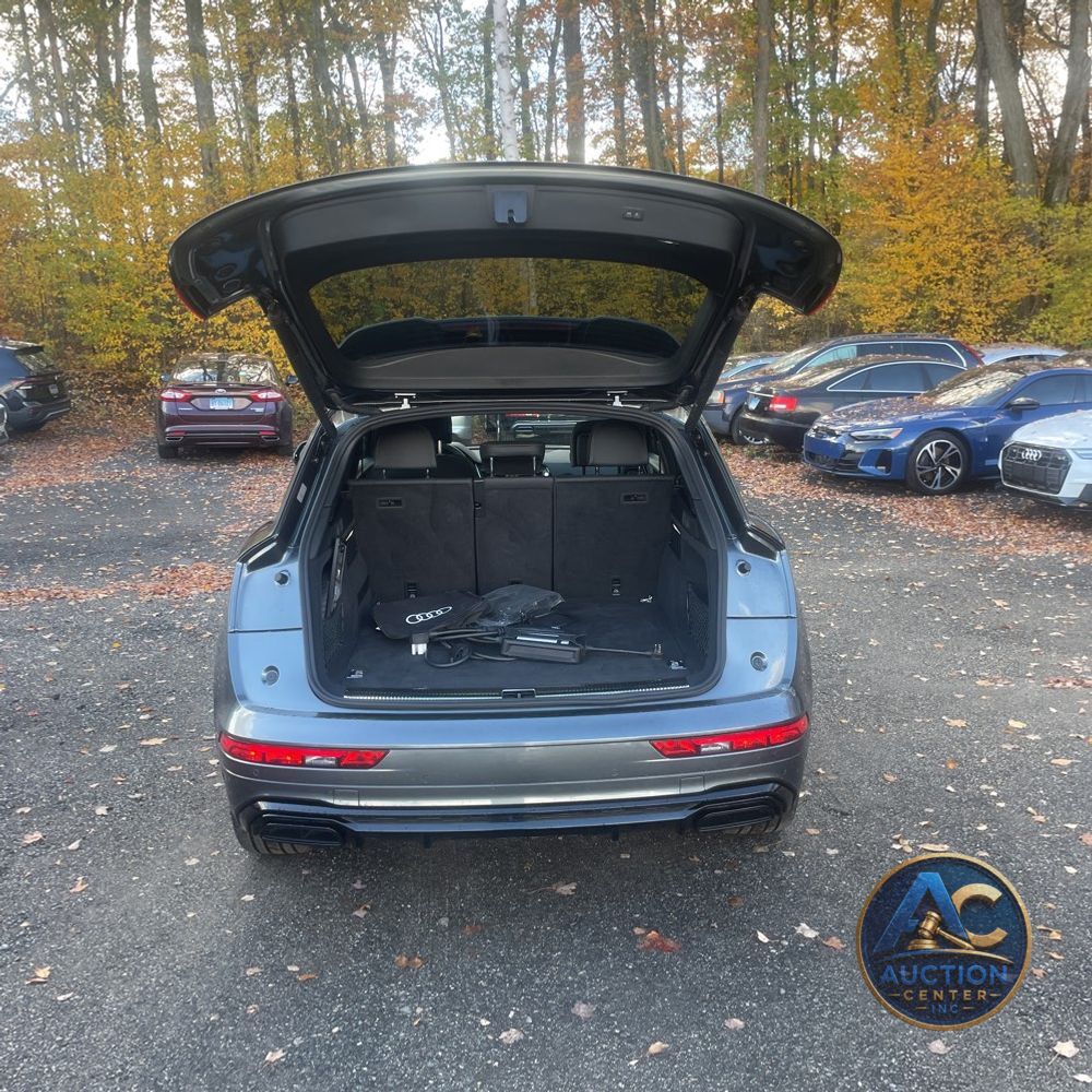 2025 Audi Q5 S-Line Prem+ 55 PHEV