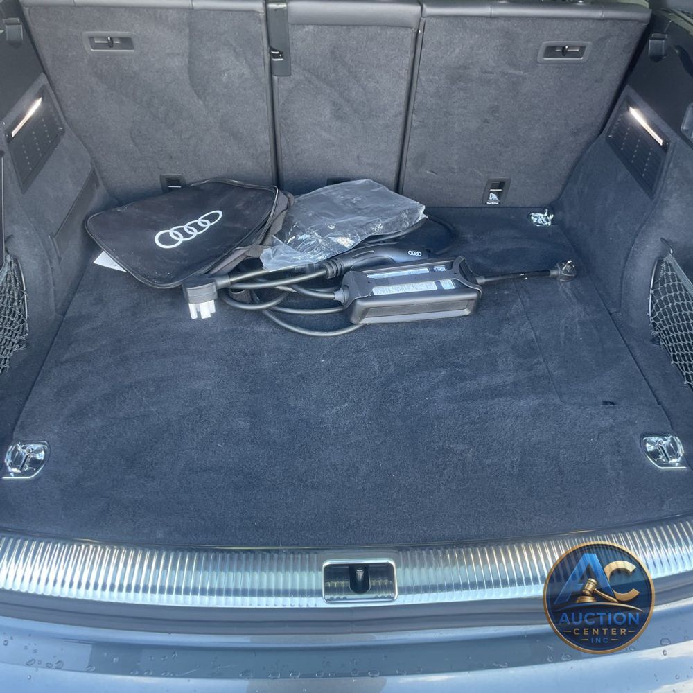 2025 Audi Q5 S-Line Prem+ 55 PHEV