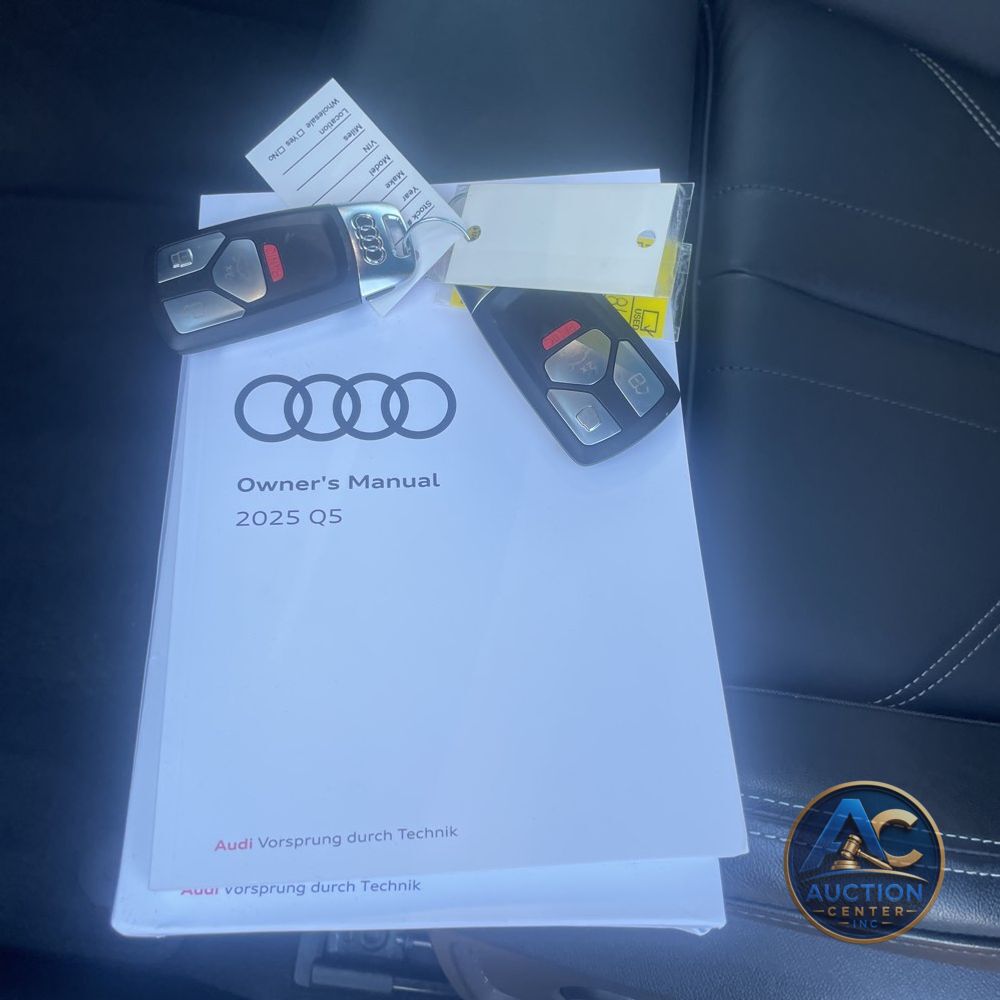 2025 Audi Q5 S-Line Prem+ 55 PHEV