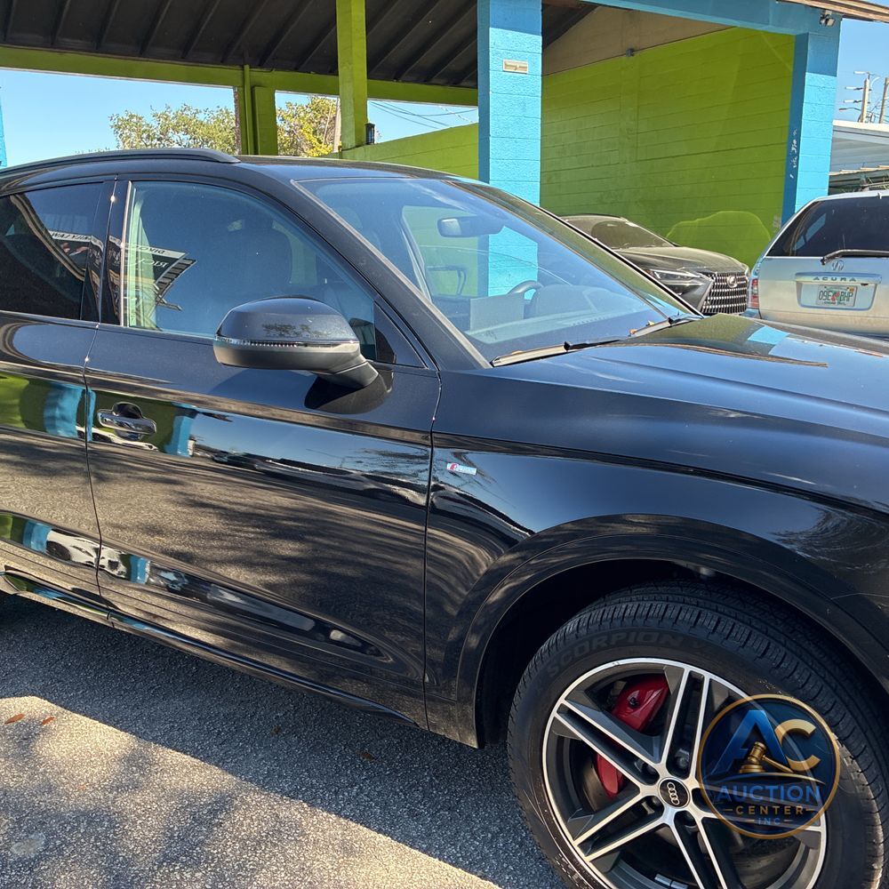 2025 Audi Q5 S-Line Prem+ 55 PHEV