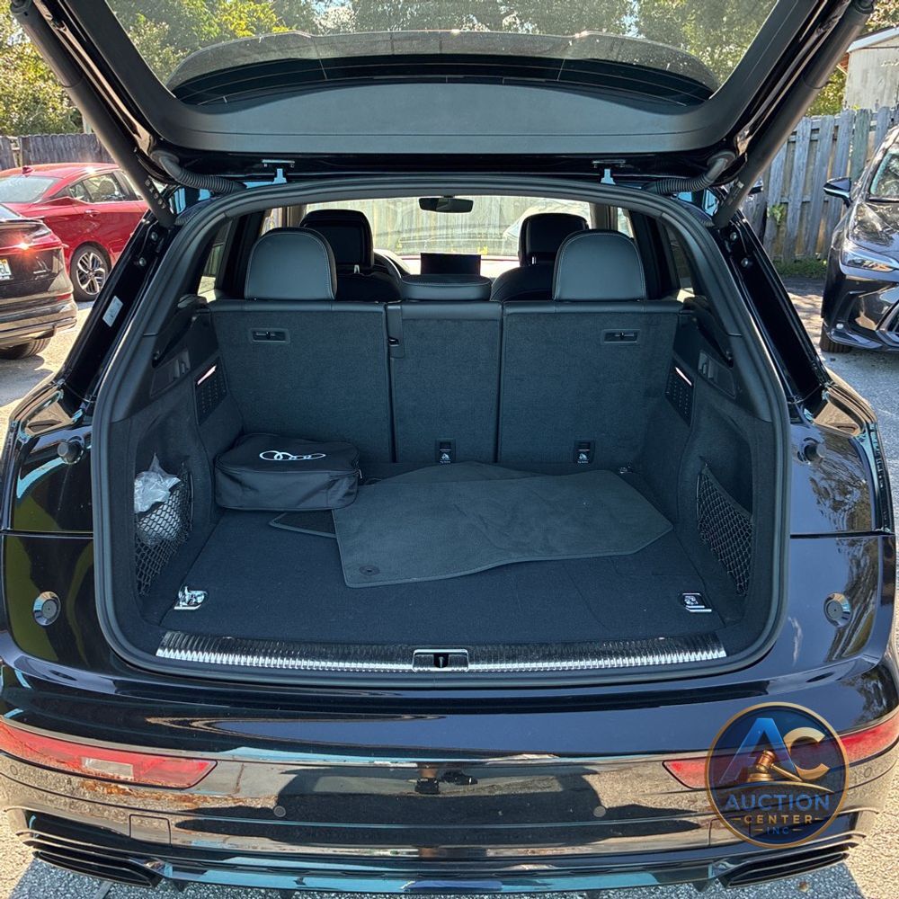 2025 Audi Q5 S-Line Prem+ 55 PHEV