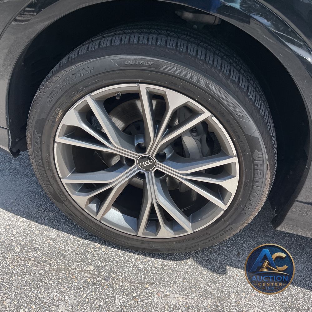 2023 Audi Q8 Premium Plus