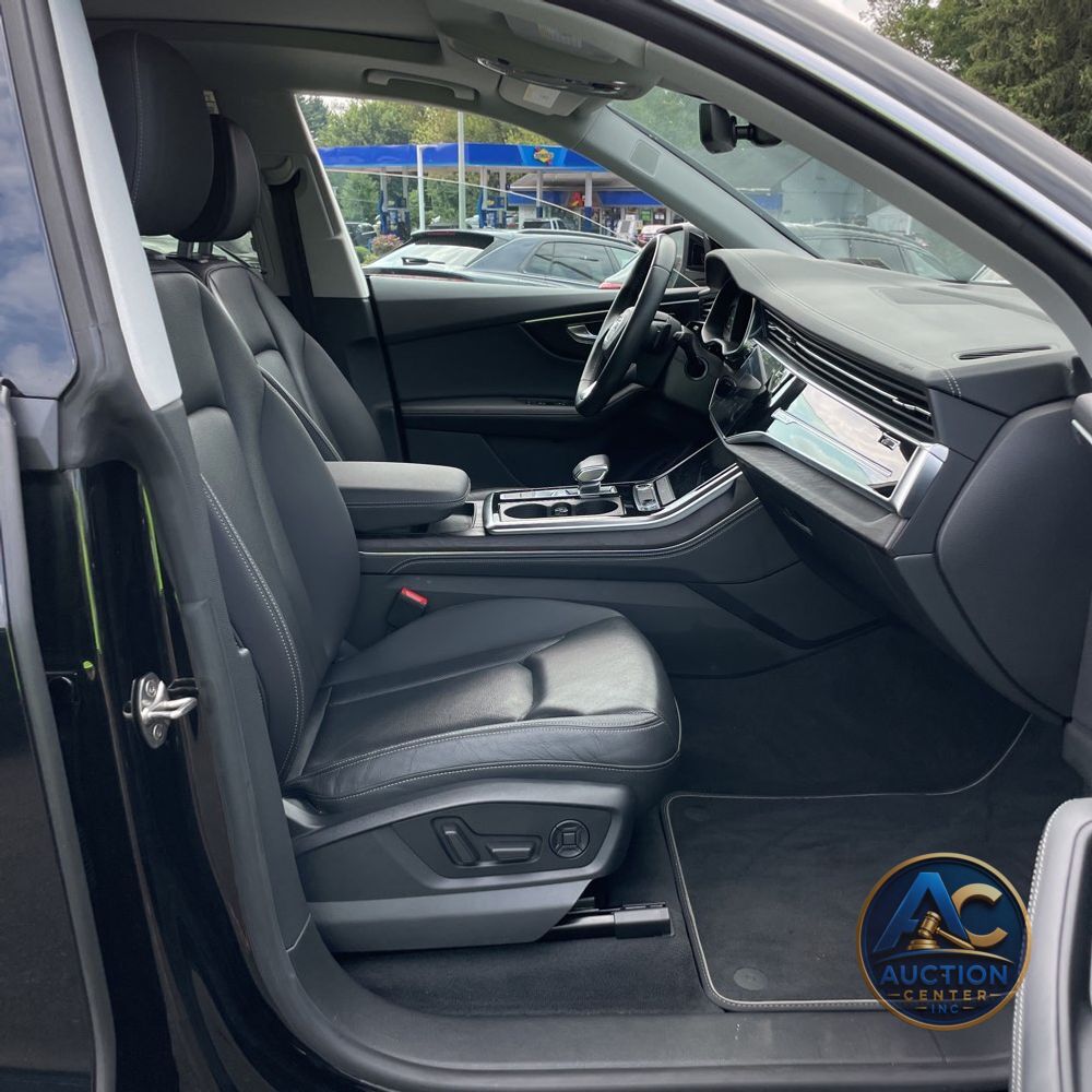 2023 Audi Q8 Premium Plus 55 TFSI
