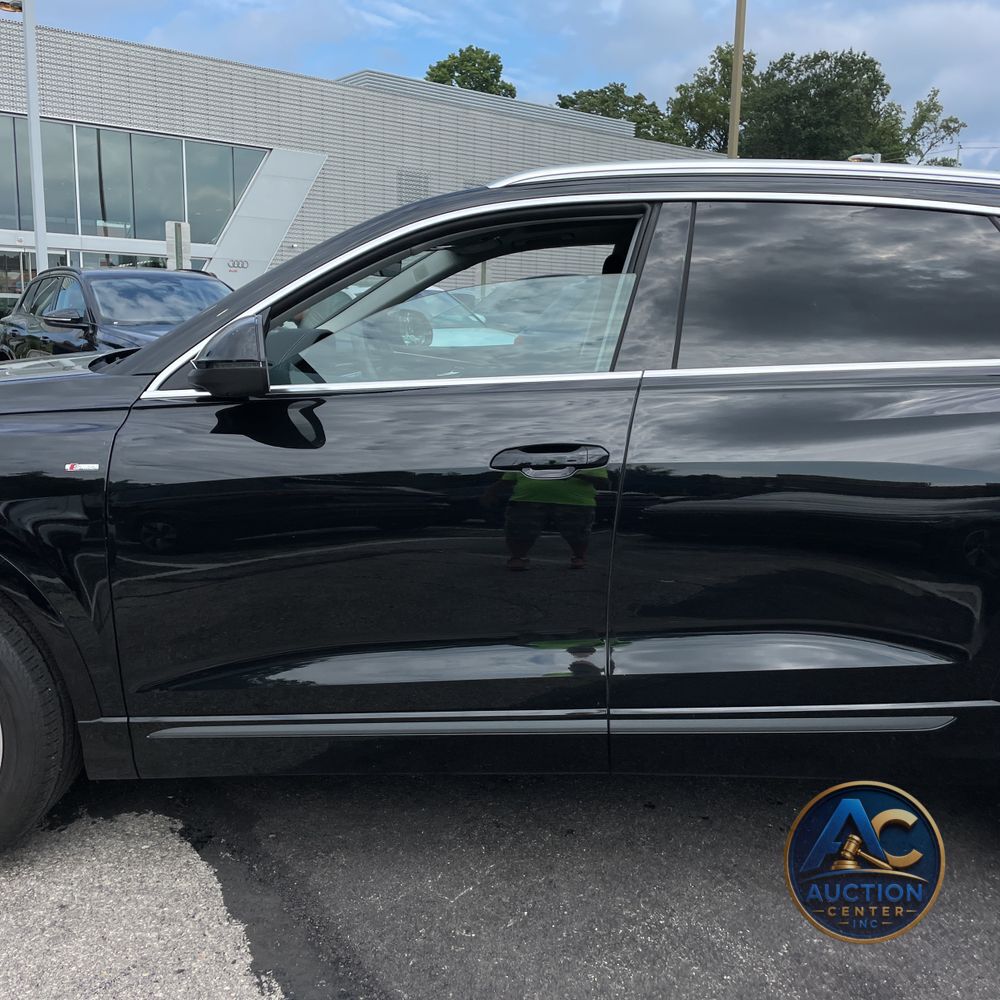 2023 Audi Q8 Premium Plus 55 TFSI