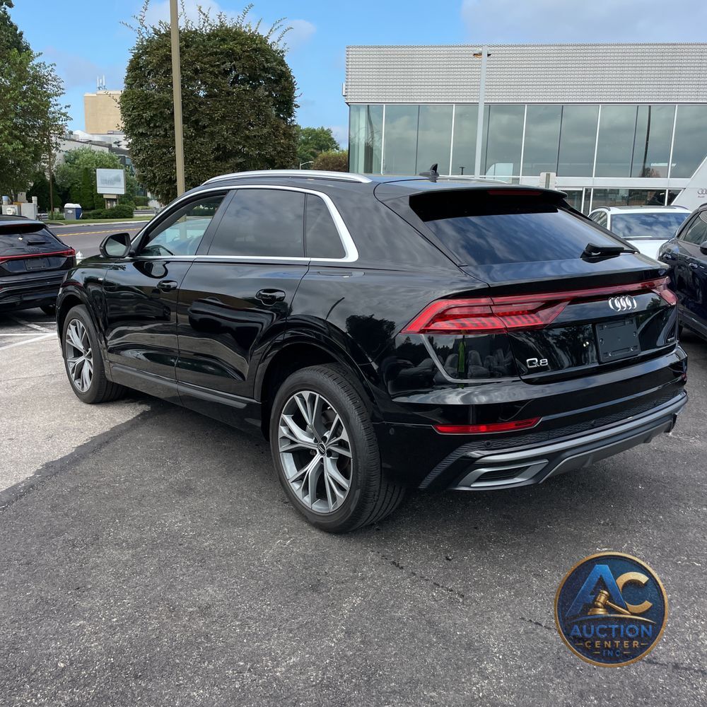 2023 Audi Q8 Premium Plus 55 TFSI