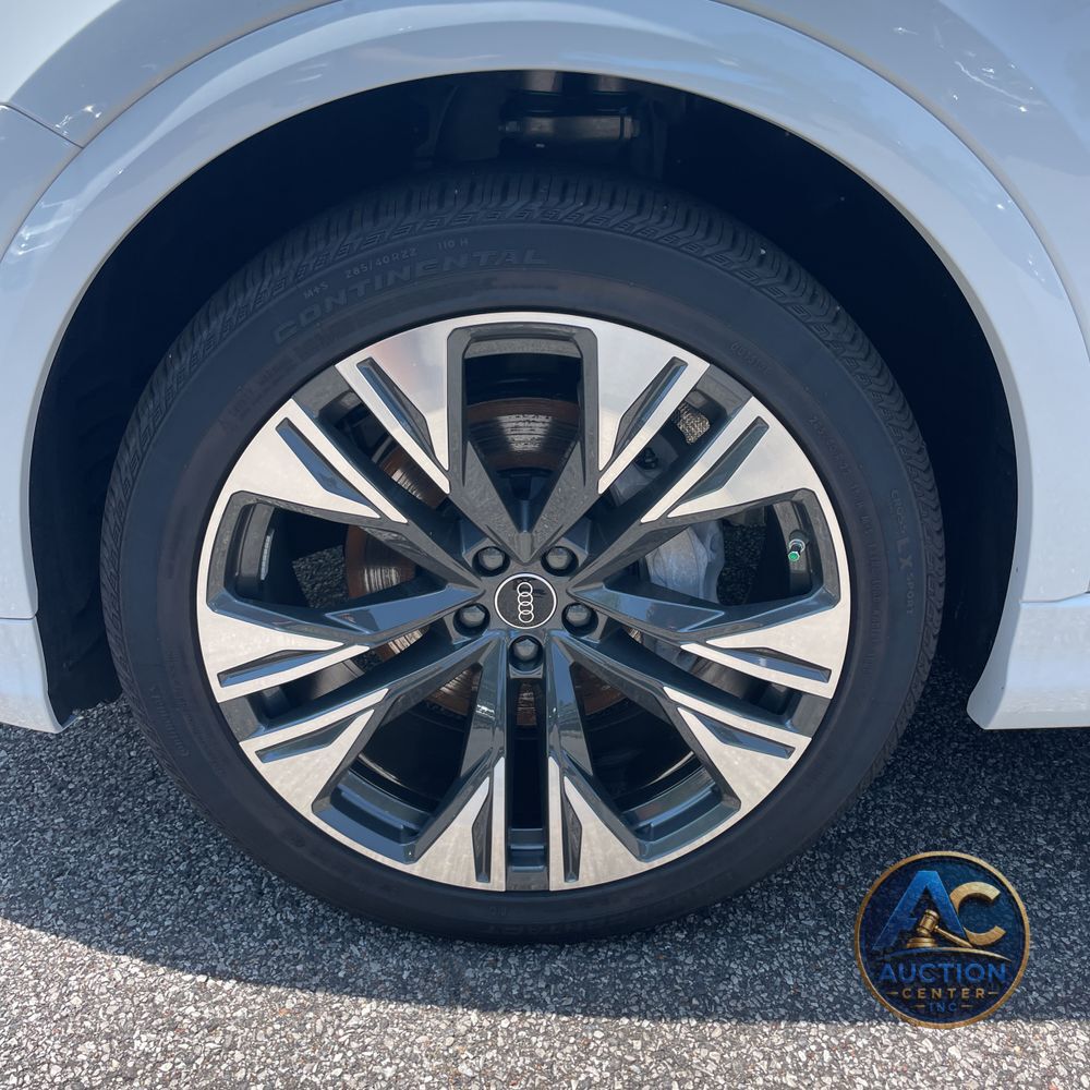 2025 Audi Q8 Premium Plus 55