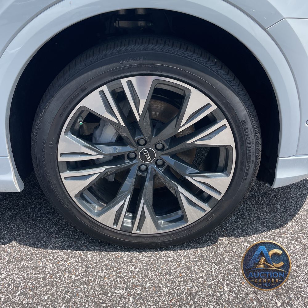 2025 Audi Q8 Premium Plus 55