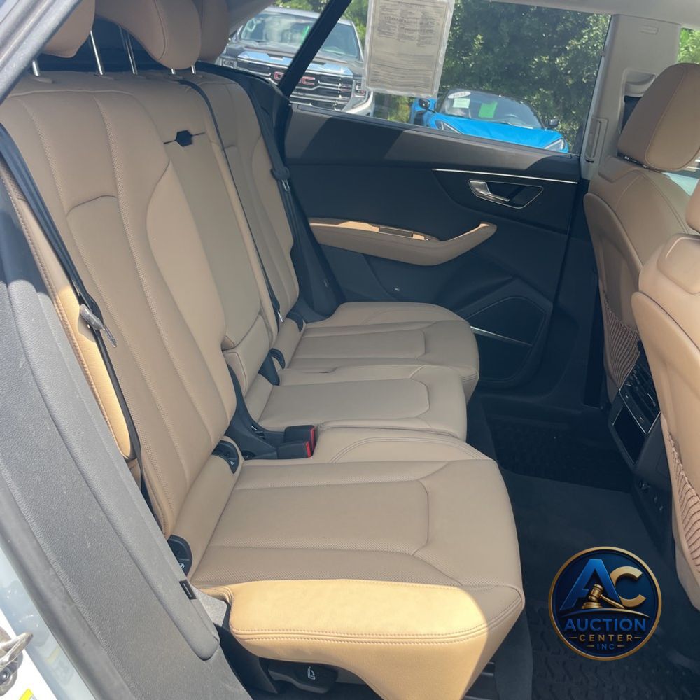 2025 Audi Q8 Premium Plus 55