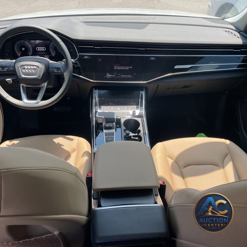 2025 Audi Q8 Premium Plus 55
