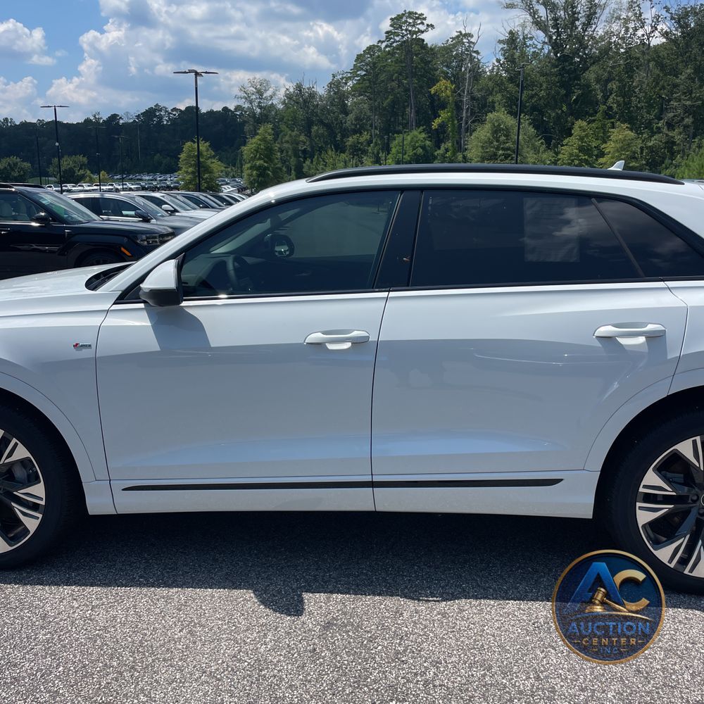 2025 Audi Q8 Premium Plus 55