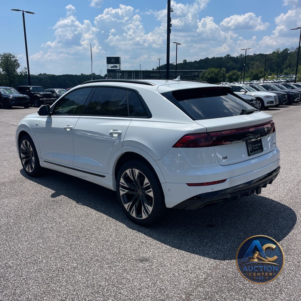2025 Audi Q8 Premium Plus 55