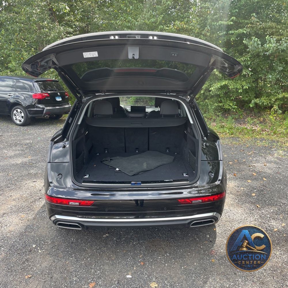 2025 Audi Q5 S-Line Prem 55 PHEV