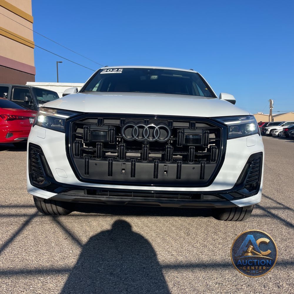 2025 Audi Q7 Premium Plus 45