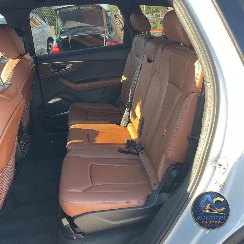 2025 Audi Q7 Premium Plus 45