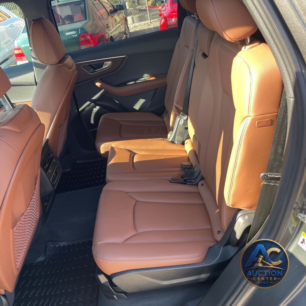 2025 Audi Q7 Premium Plus 45