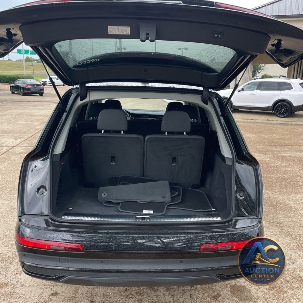 2024 Audi Q7 Premium Plus 45