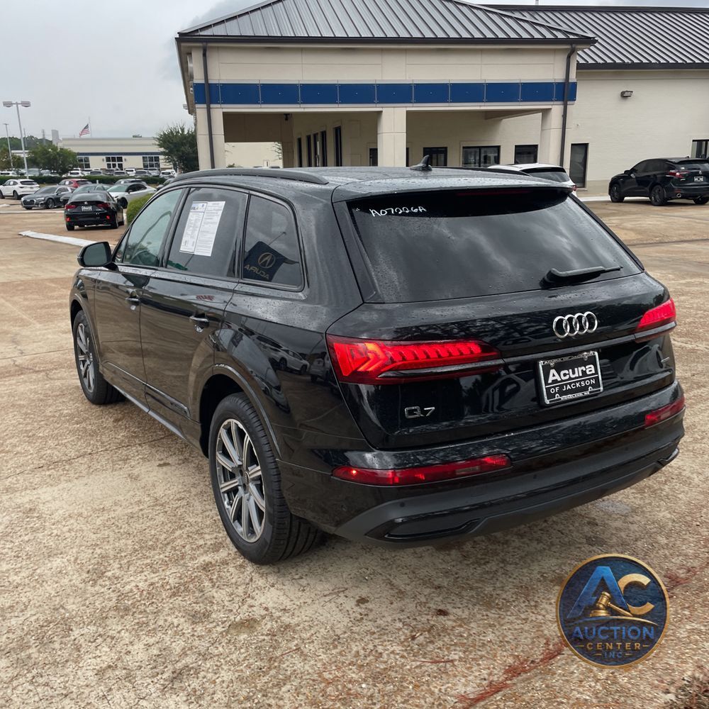 2024 Audi Q7 Premium Plus 45