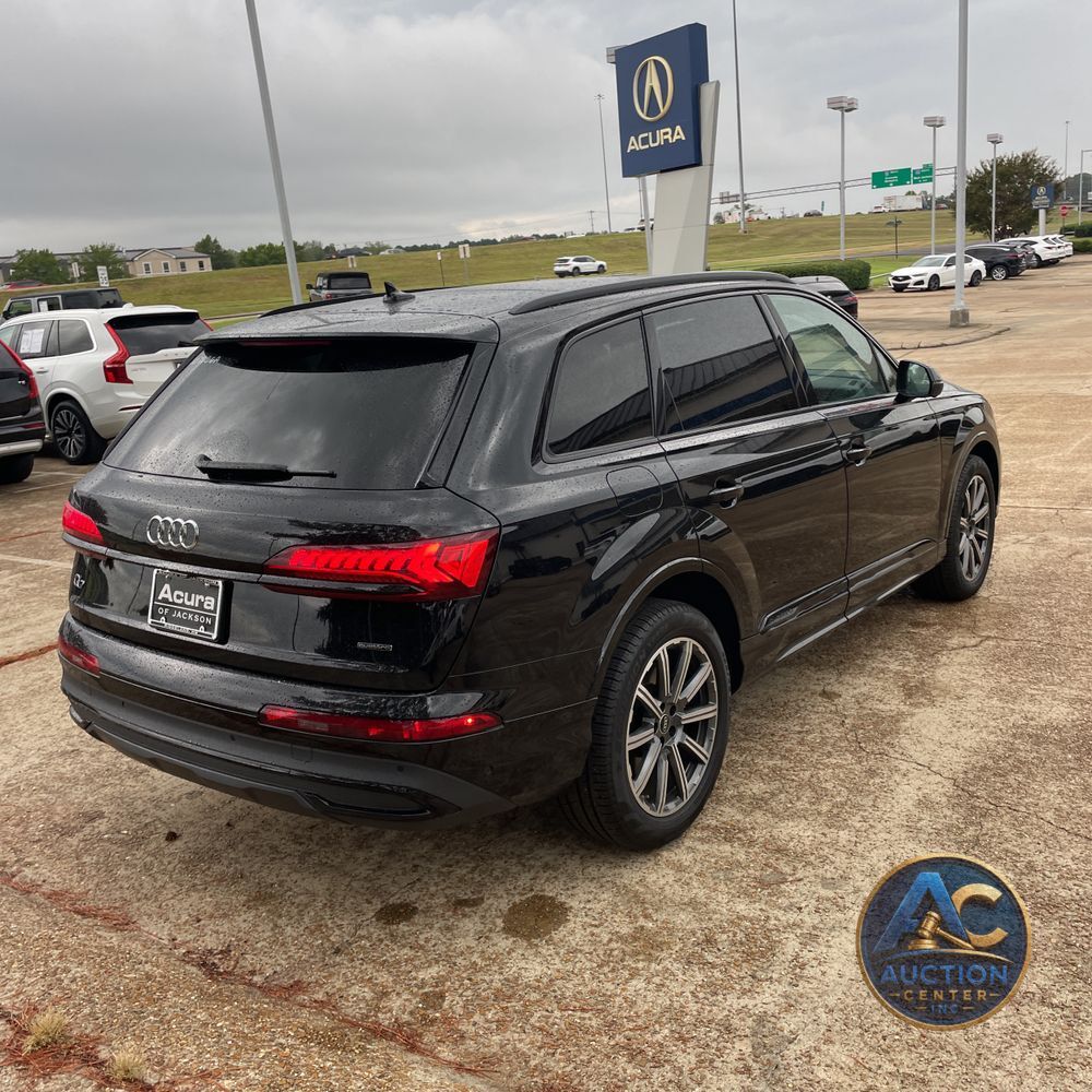 2024 Audi Q7 Premium Plus 45