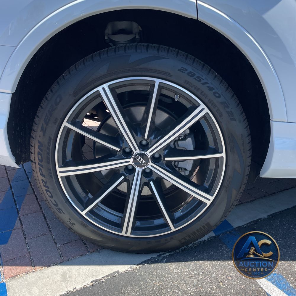 2025 Audi Q7 Premium Plus 45