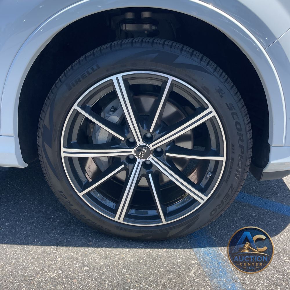 2025 Audi Q7 Premium Plus 45