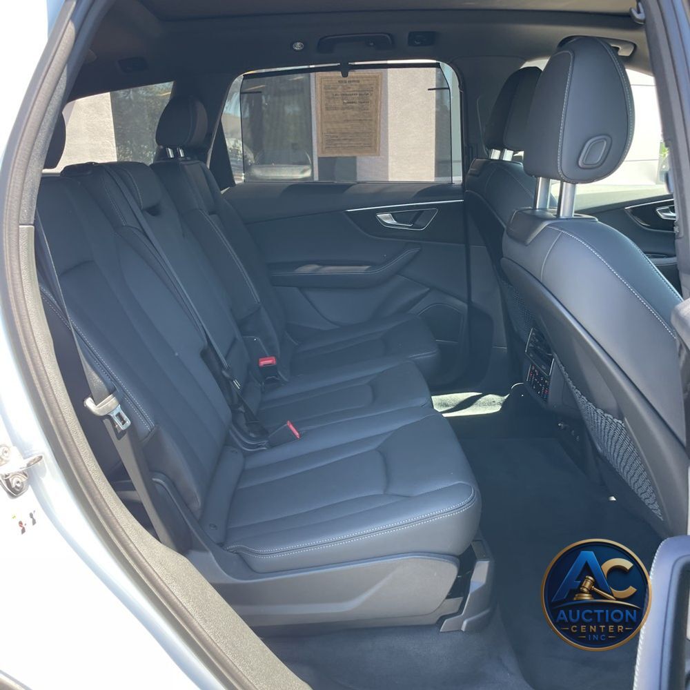 2025 Audi Q7 Premium Plus 45