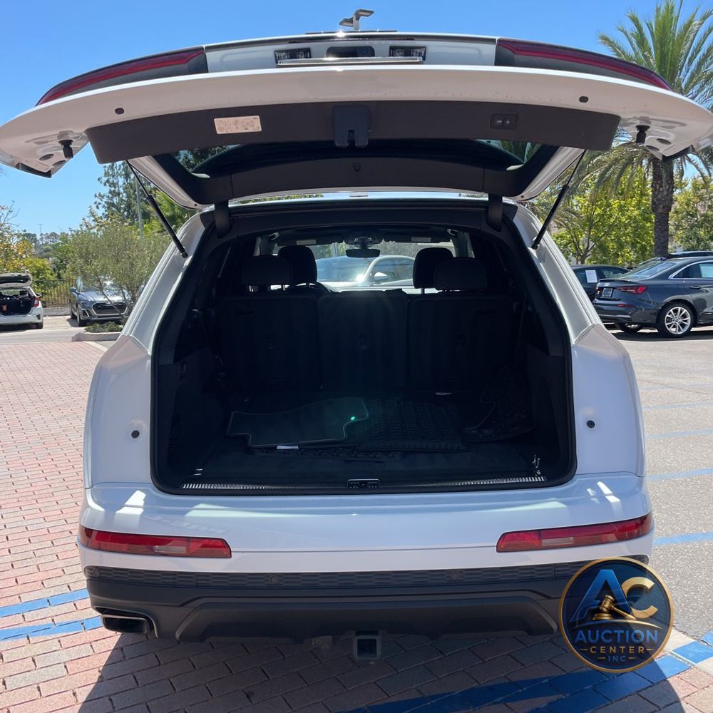 2025 Audi Q7 Premium Plus 45