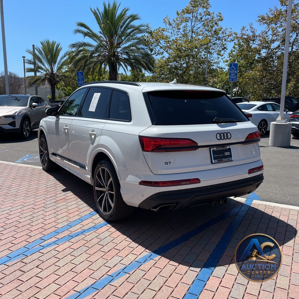 2025 Audi Q7 Premium Plus 45