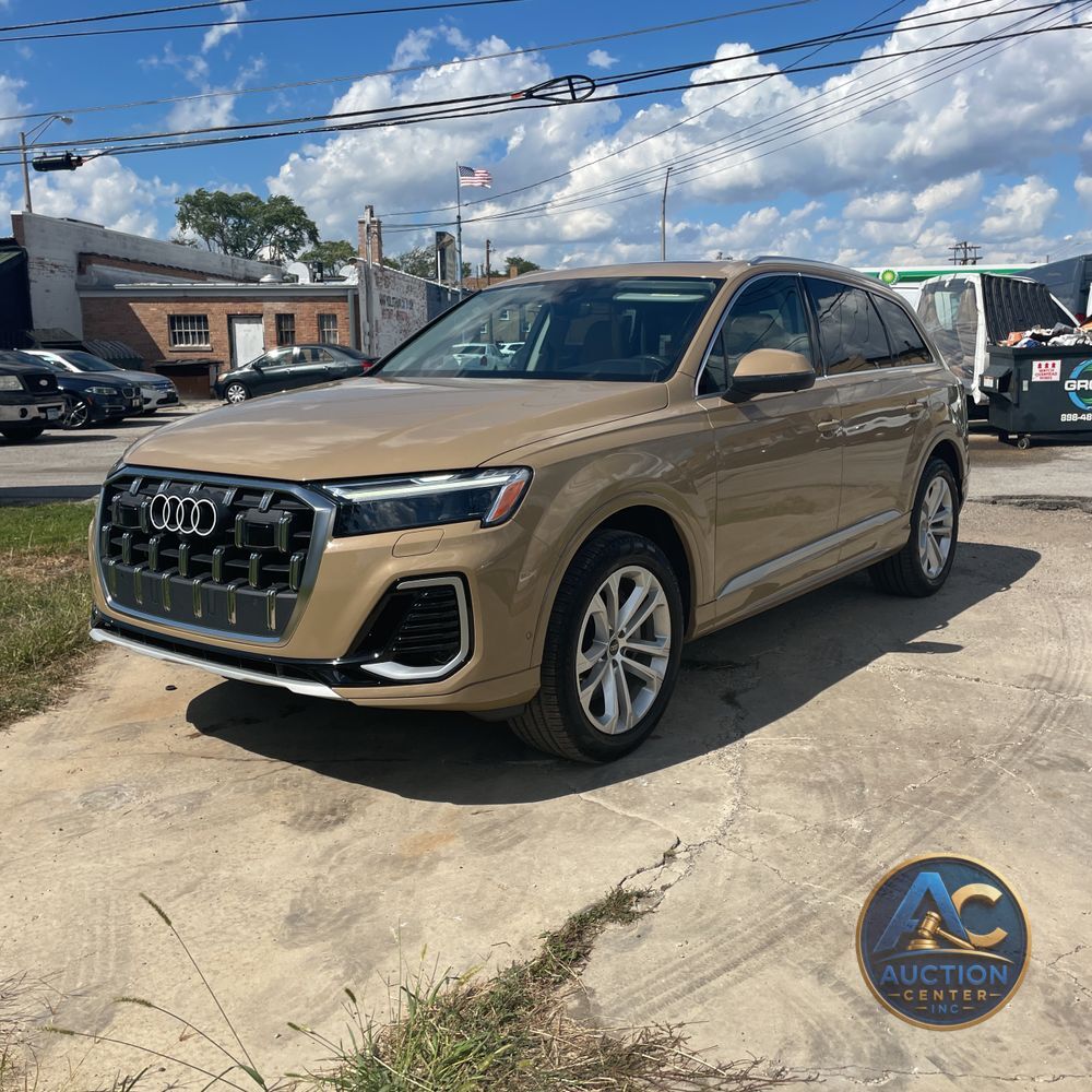 2025 Audi Q7 Premium Plus 55