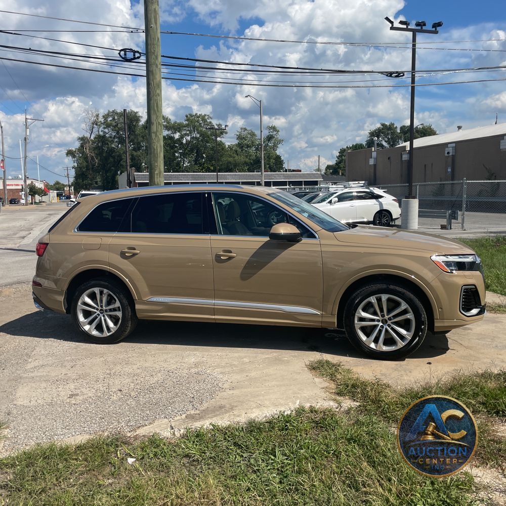 2025 Audi Q7 Premium Plus 55