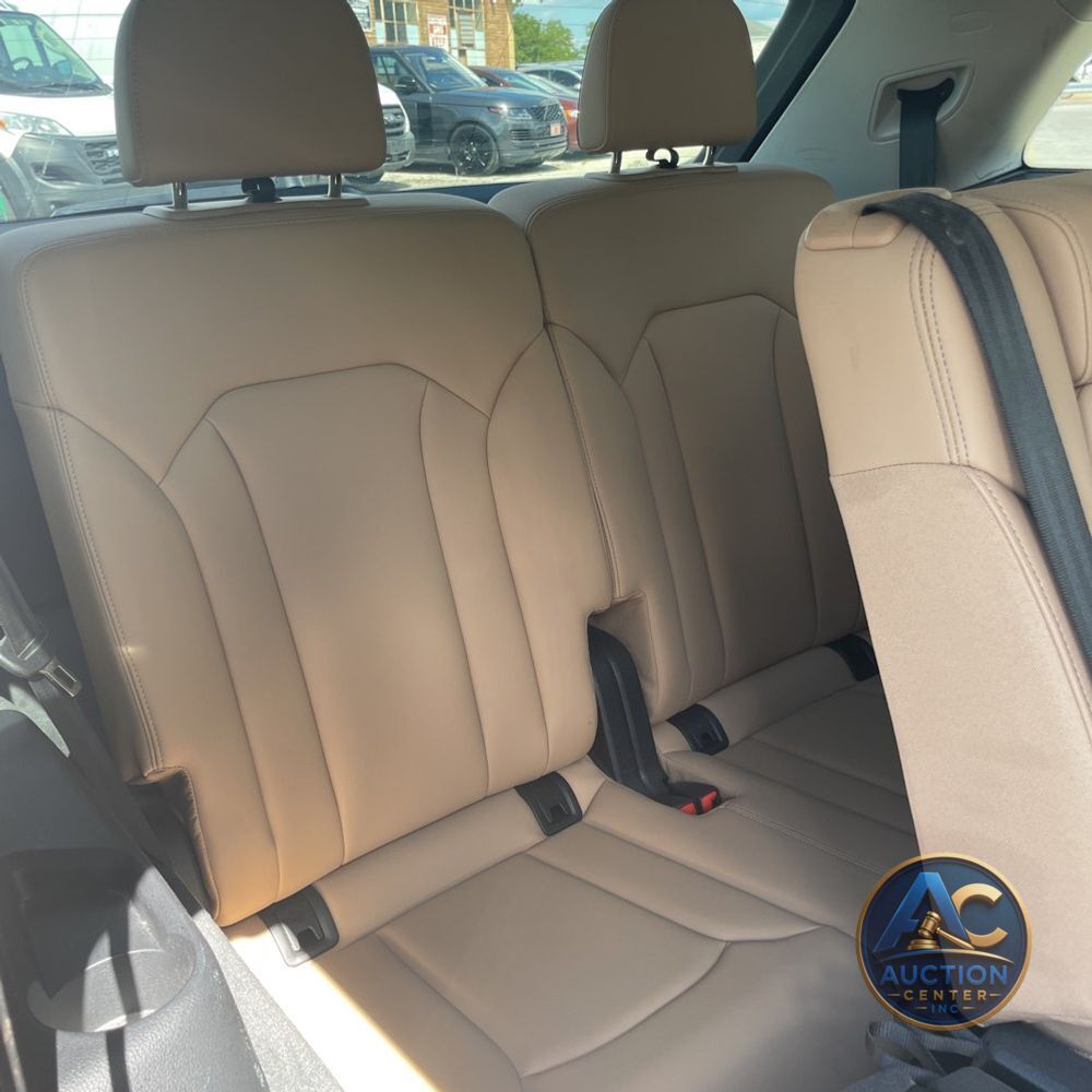 2025 Audi Q7 Premium Plus 55
