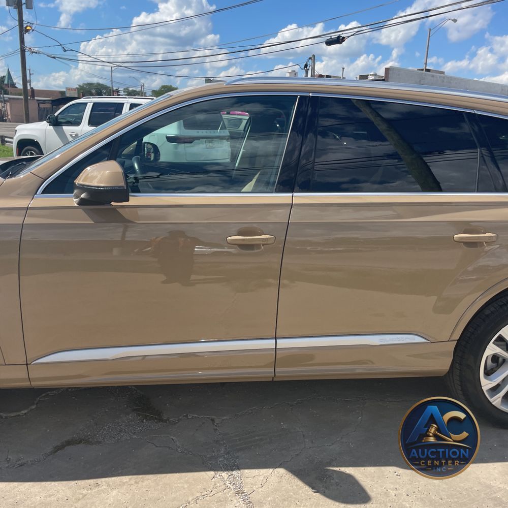2025 Audi Q7 Premium Plus 55
