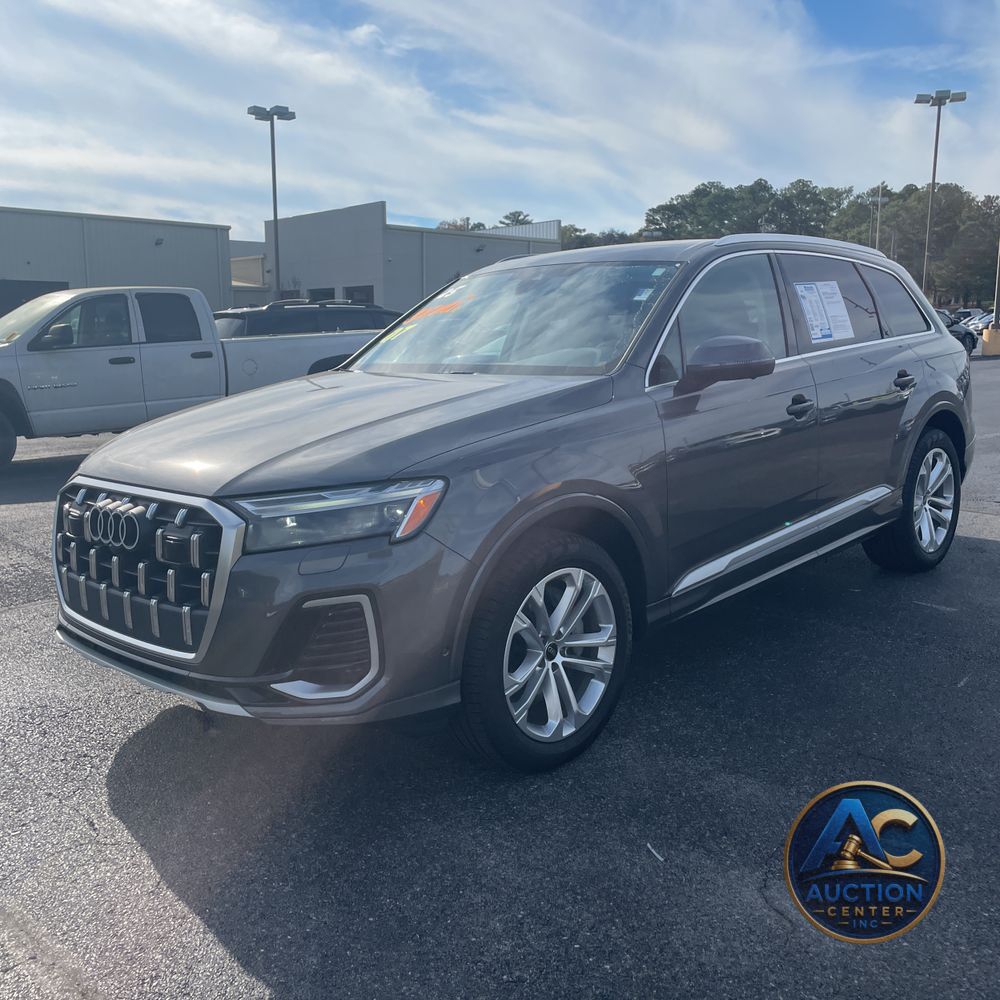 2025 Audi Q7 Premium Plus 55