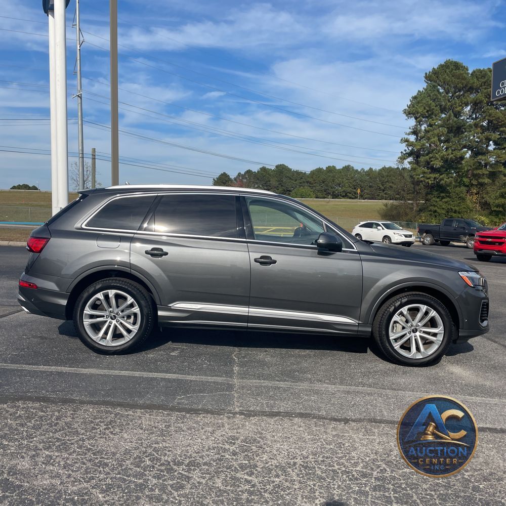 2025 Audi Q7 Premium Plus 55
