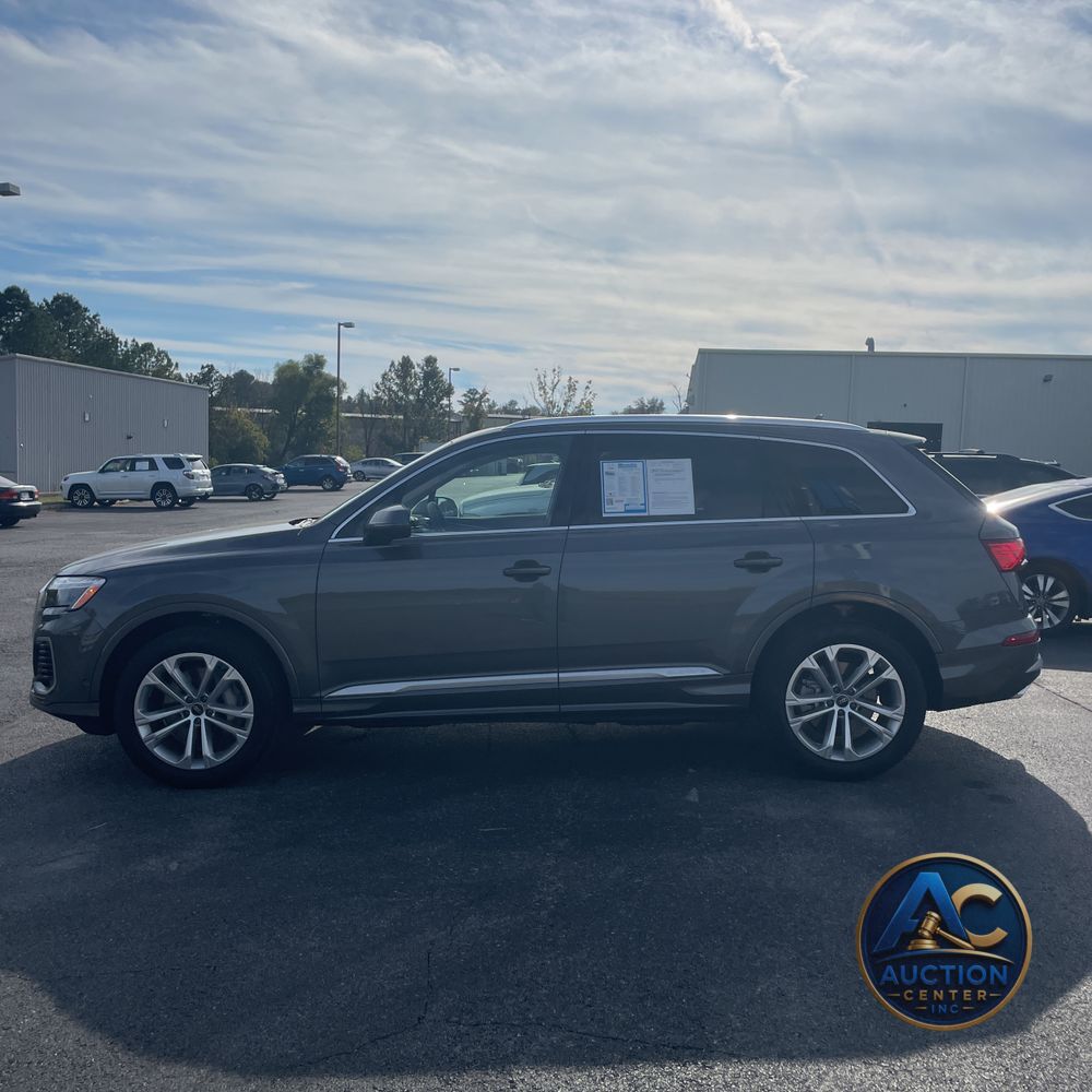 2025 Audi Q7 Premium Plus 55
