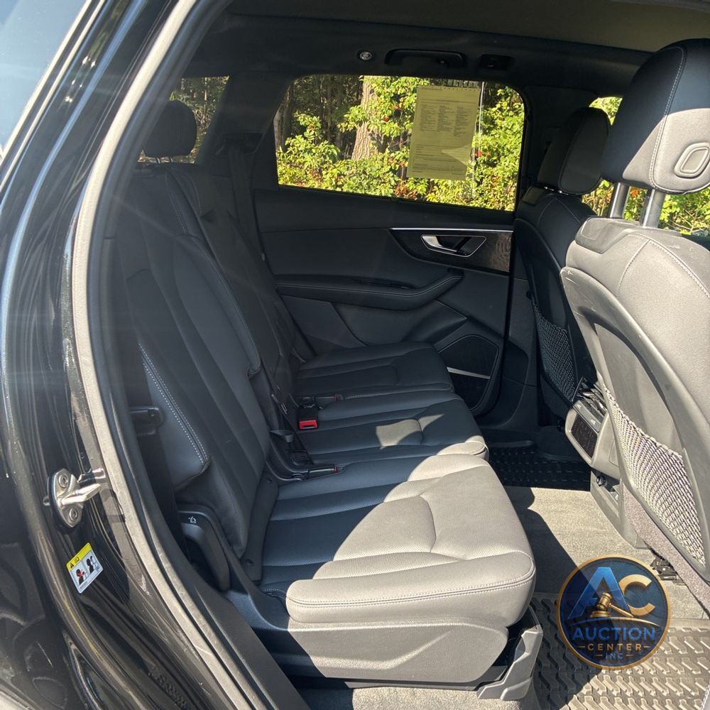 2025 Audi Q7 Premium Plus 55