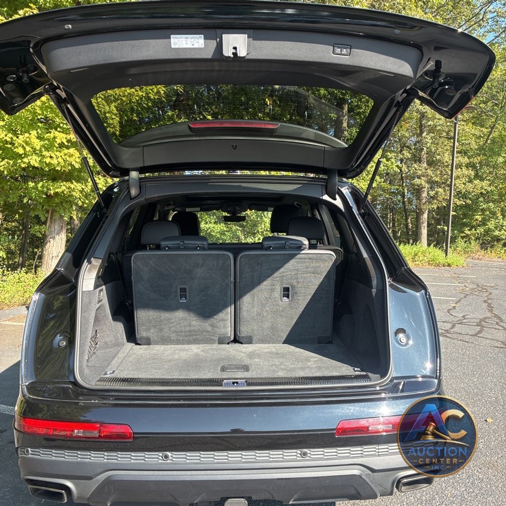 2025 Audi Q7 Premium Plus 55