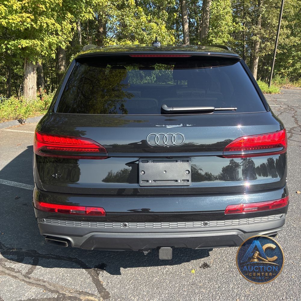 2025 Audi Q7 Premium Plus 55