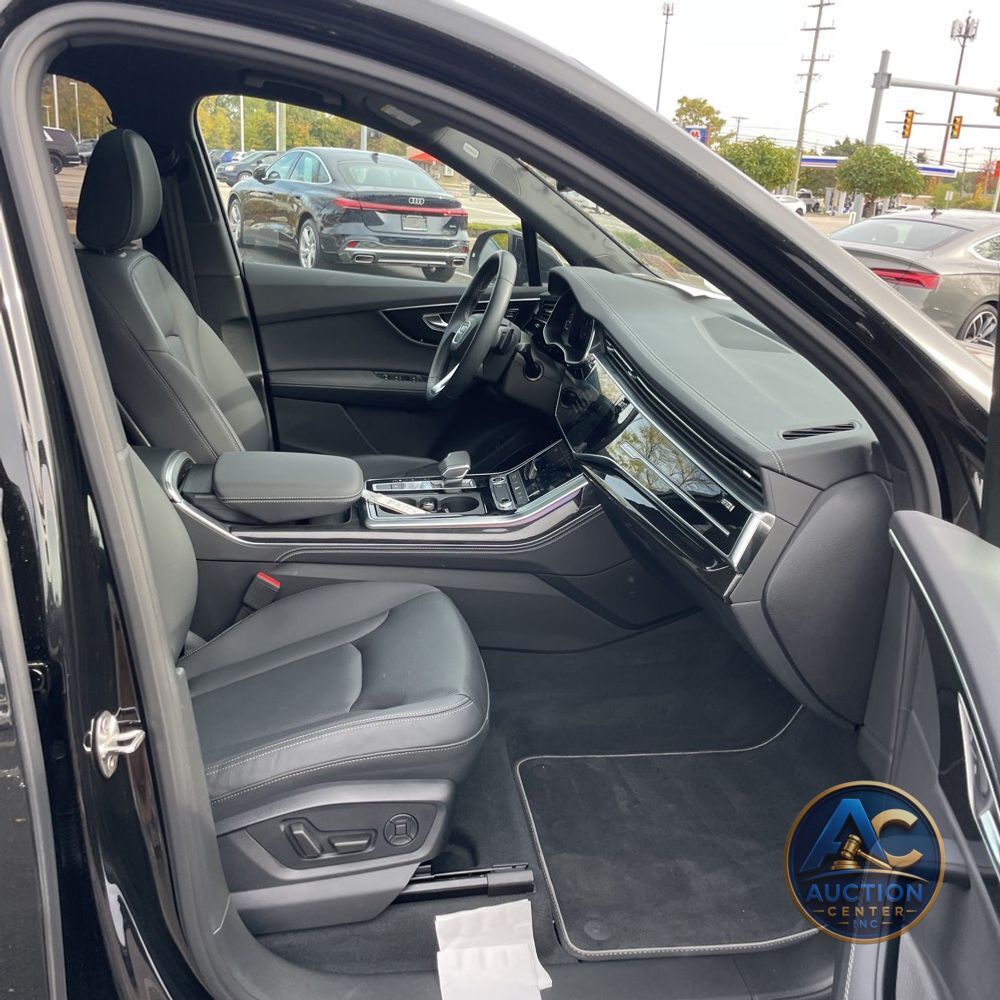 2025 Audi Q7 Premium Plus 55