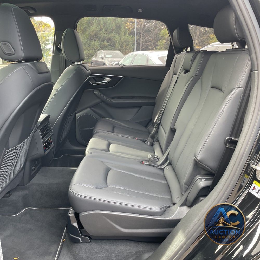 2025 Audi Q7 Premium Plus 55