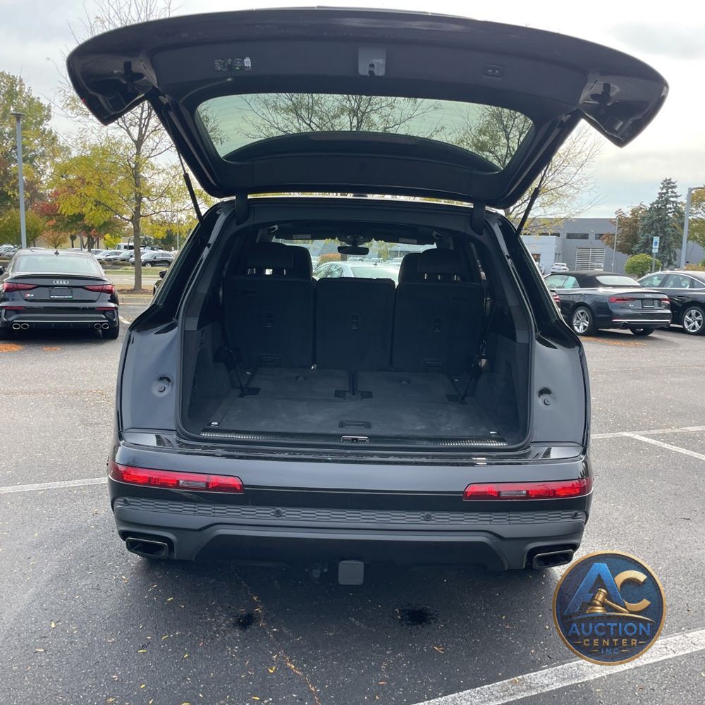 2025 Audi Q7 Premium Plus 55