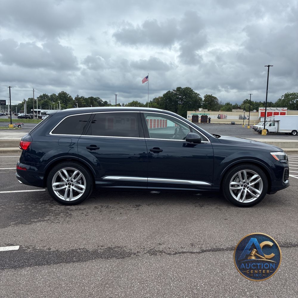 2025 Audi Q7 Premium Plus 55