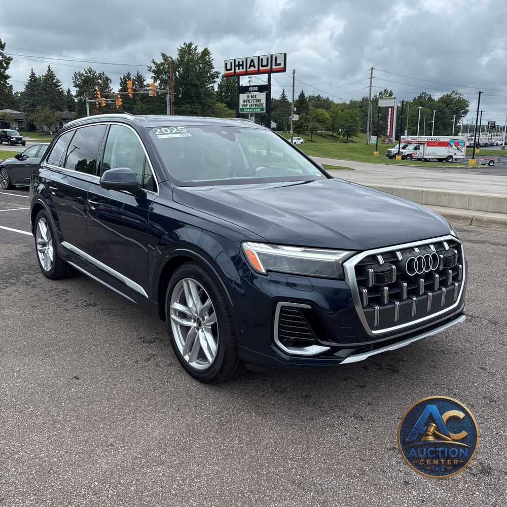 2025 Audi Q7 Premium Plus 55