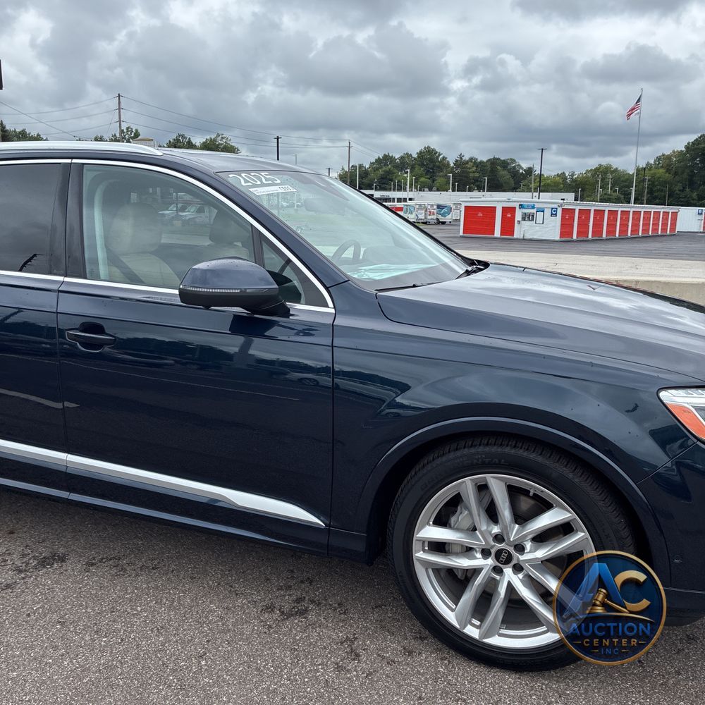 2025 Audi Q7 Premium Plus 55