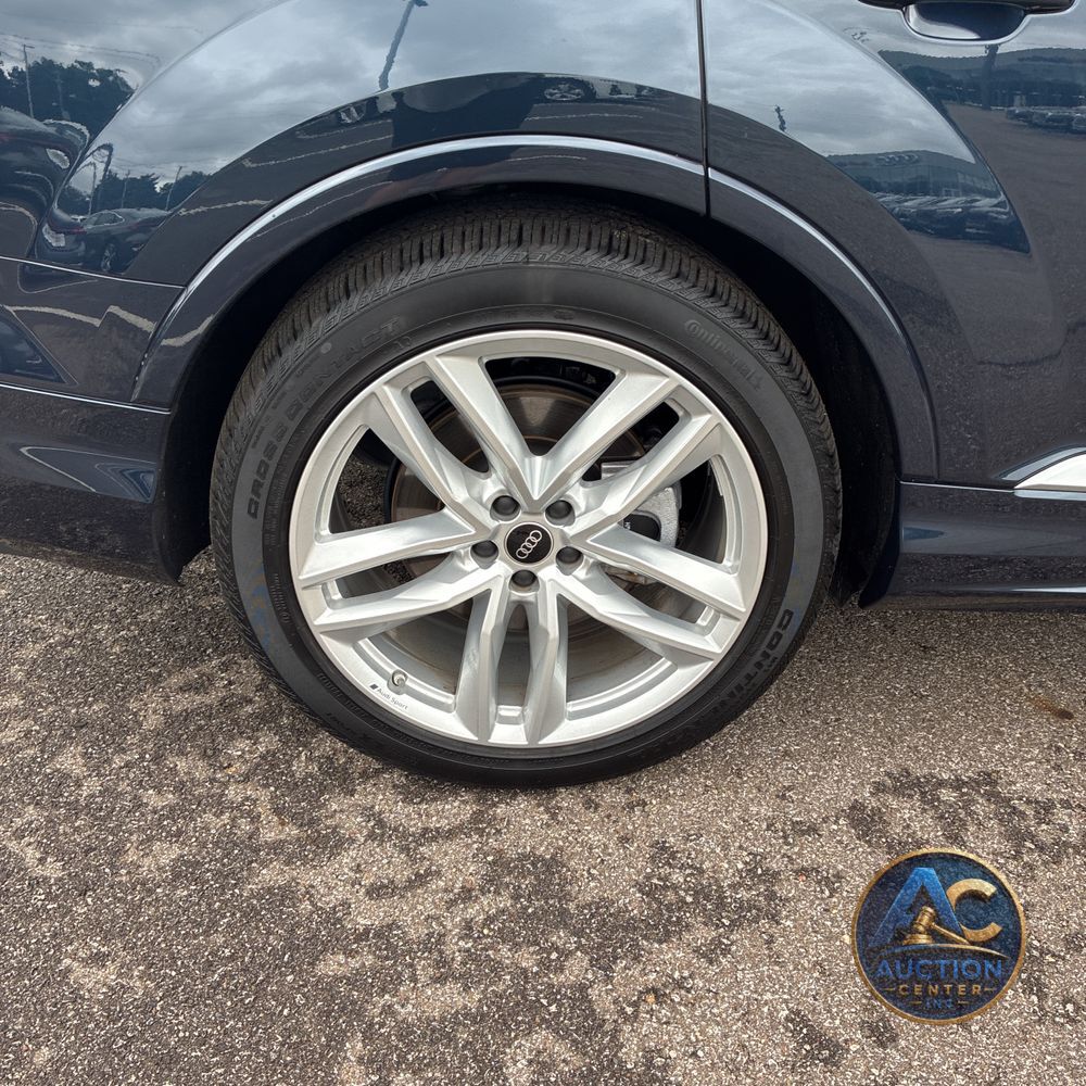 2025 Audi Q7 Premium Plus 55