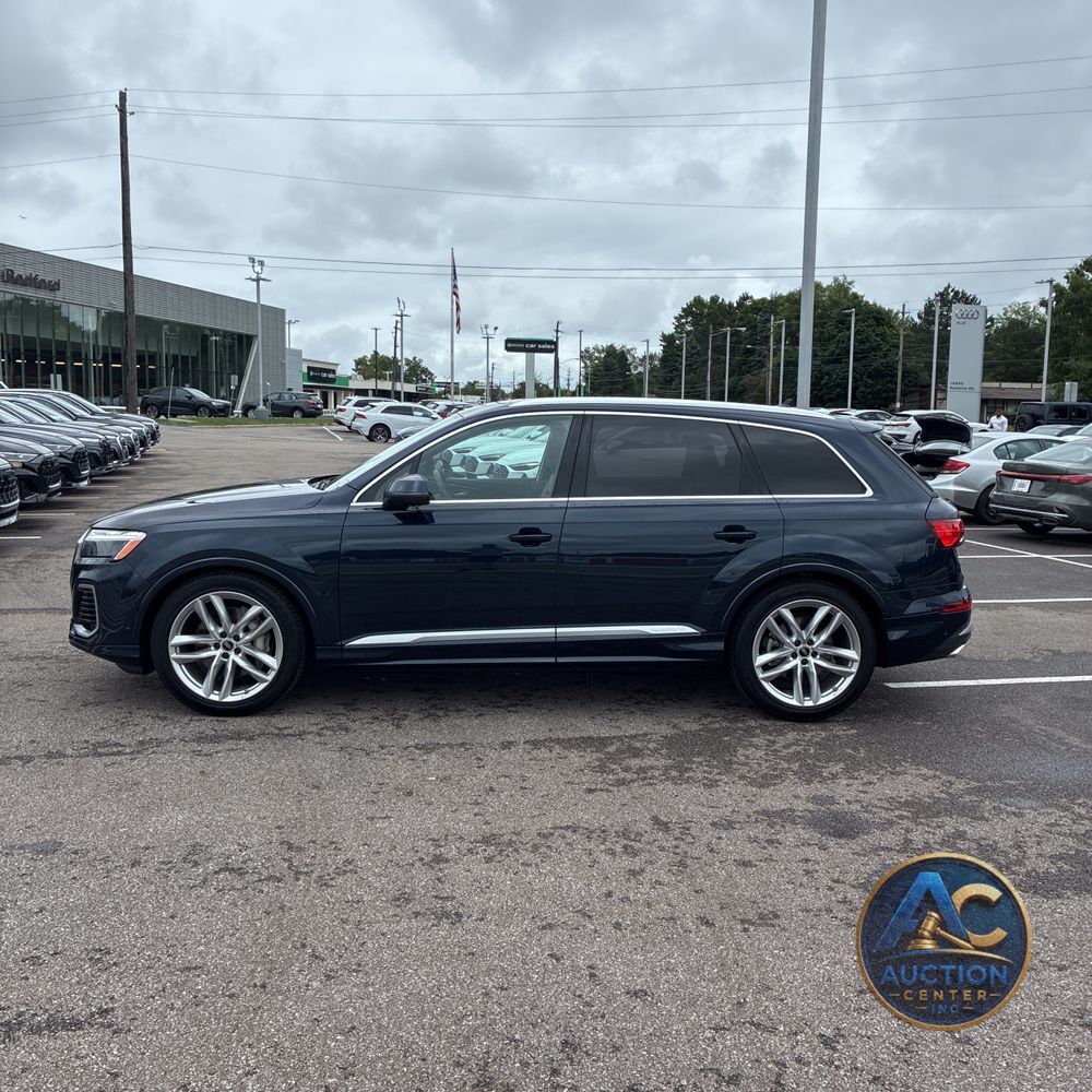 2025 Audi Q7 Premium Plus 55