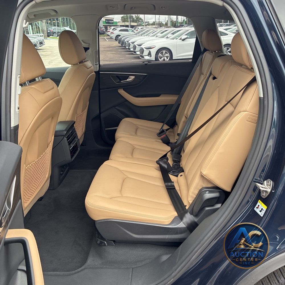 2025 Audi Q7 Premium Plus 55