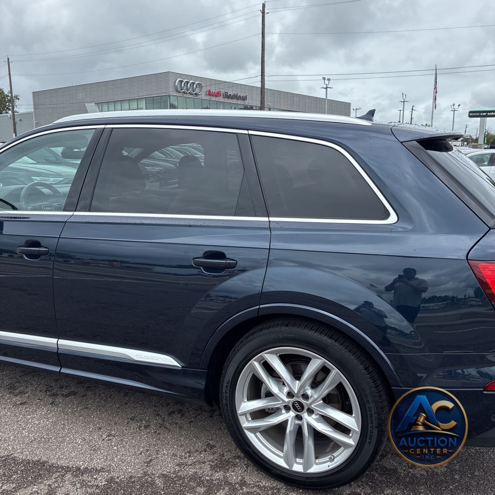2025 Audi Q7 Premium Plus 55
