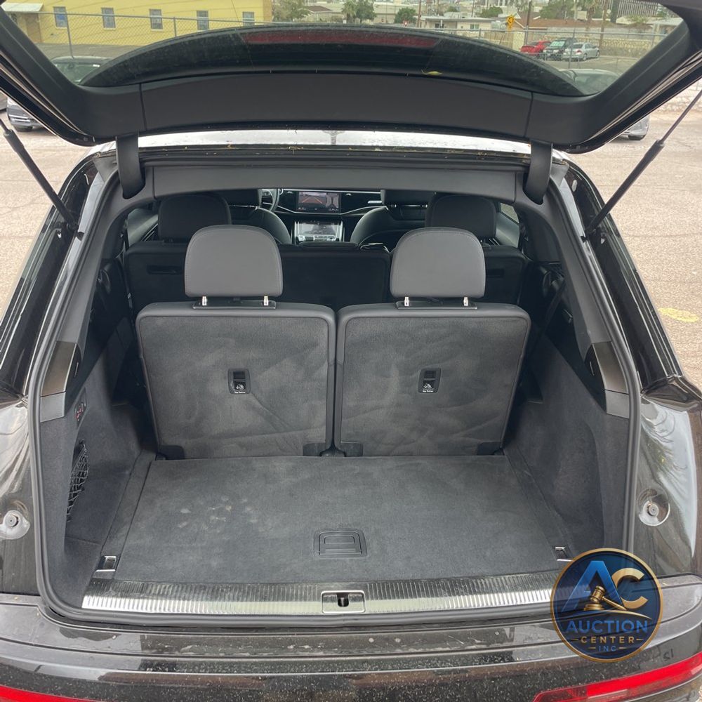 2025 Audi Q7 Premium Plus 55